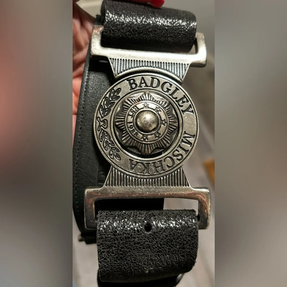Badgley Mischka Women’s Italian Leather Black Metallic Adjustable Belt